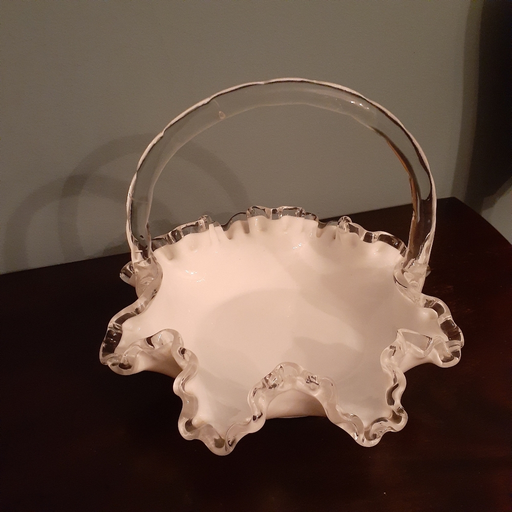 Fenton milkglass